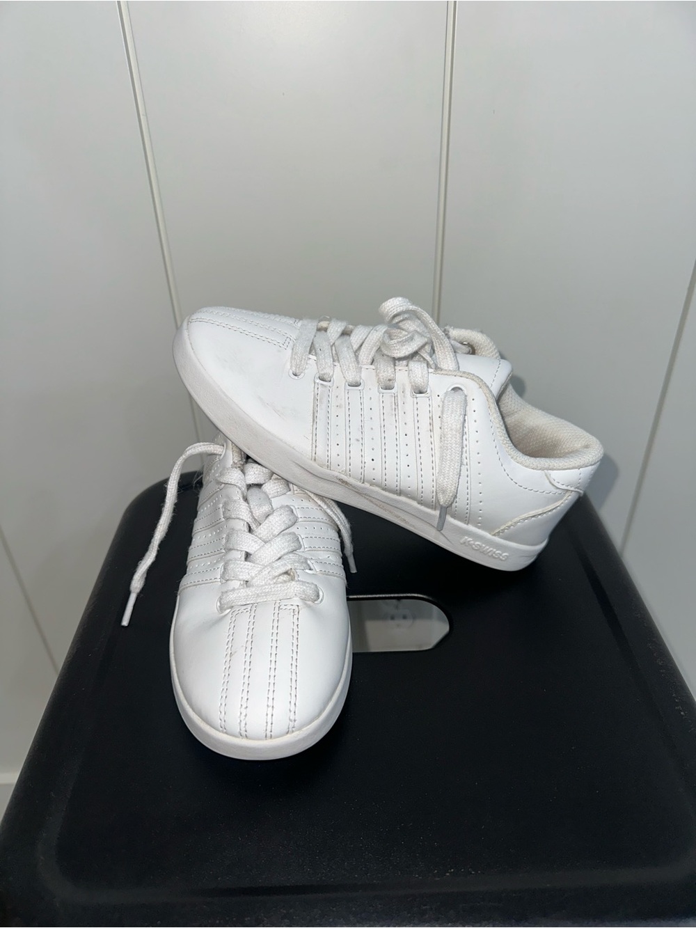 K-Swiss White Low-Top Leather Sneakers with Blue Insole